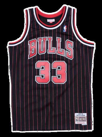 Mitchell & Ness Chicago Bulls Scottie Pippen Swingman Jersey SMJYGS18149-CBUBLCK95SPI