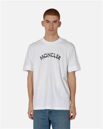 Moncler Matt Black Logo T-Shirt 8C0000289A17 001
