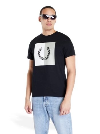 Fred Perry Laurel Wreath Graphic T-Shirt M4581 102
