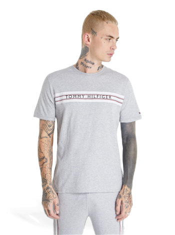Tommy Hilfiger Signature Tape Logo T-Shirt UM0UM02422 P61